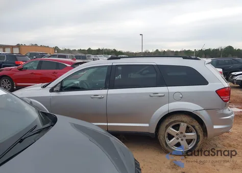 2010 Dodge Journey Sxt z USA, uszkodzony, nr VIN 3D4PH5FV1AT107007